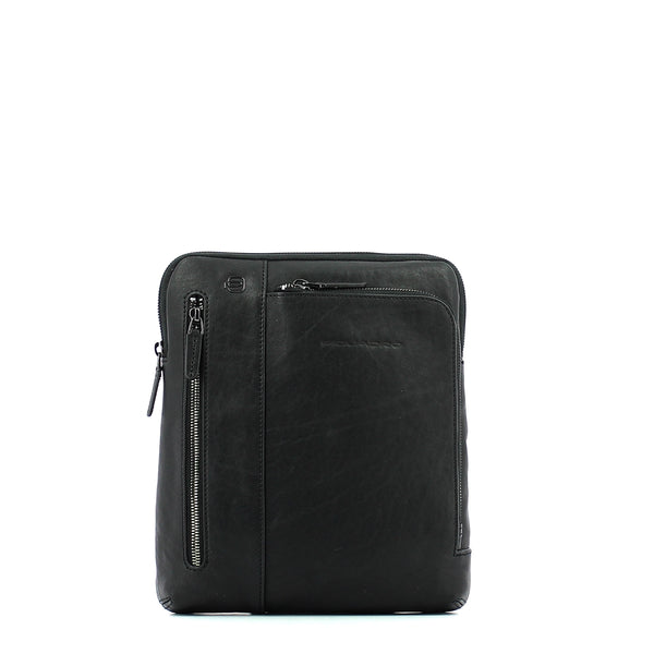 Piquadro - leather organised crossbody black square - ca1816b | Italystation.com - Shop Now at italystation.com