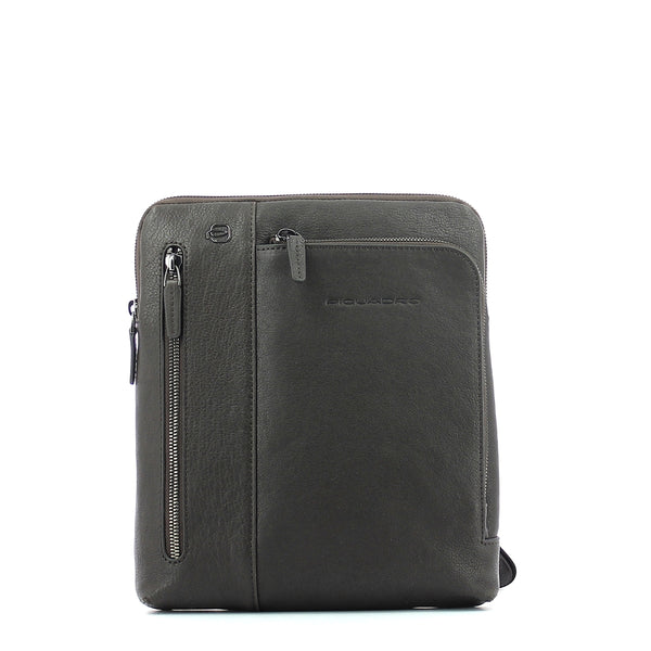 Piquadro - leather organised crossbody black square - ca1816b | Italystation.com - Shop Now at italystation.com