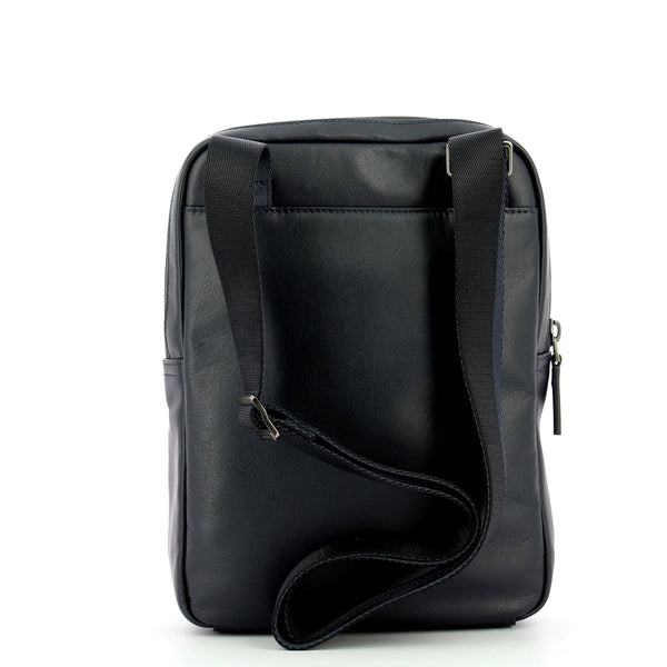 Piquadro - organised leather crossbody urban - ca1816ub00 - b | Italystation.com - Shop Now at italystation.com