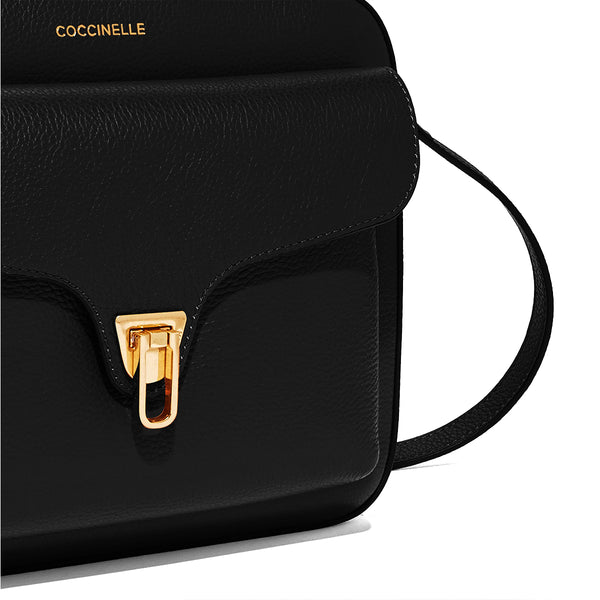 Coccinelle - Beat Soft Medium Noir Camera Bag MF6150401 | Italystation.com Shop Now at italystation.com