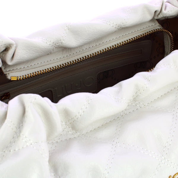 Liu Jo - Hobo bag grande trapuntata Cream AA5062E0914 CREAM | Italystation.com Shop Now at italystation.com