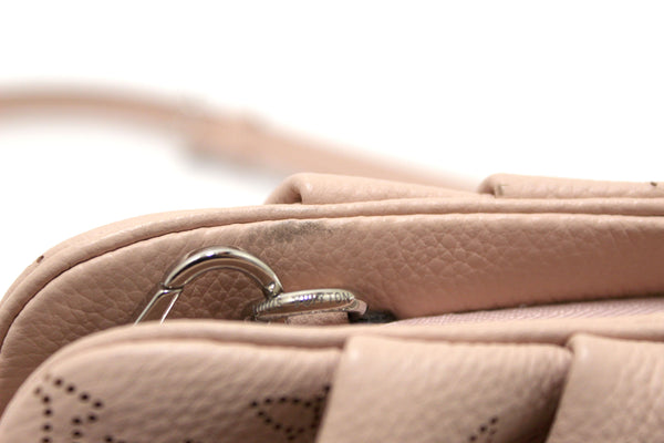 Louis Vuitton Pink Mahina Scala Pouch Crossbody Bag | Italystation.com - Shop Now at italystation.com