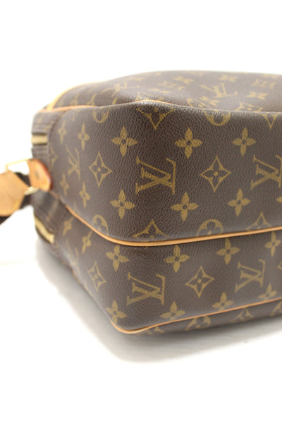LOUIS VUITTON Louis Vuitton Class Monogram Reporter GM Messenger Bag | Italystation.com - Shop Now at italystation.com