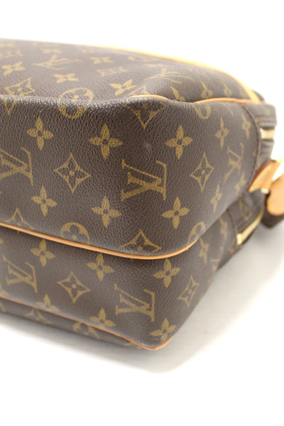 LOUIS VUITTON Louis Vuitton Class Monogram Reporter GM Messenger Bag | Italystation.com - Shop Now at italystation.com