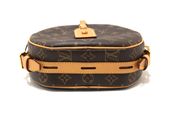 Louis Vuitton Classic Monogram Boite Chapeau Souple MM Bag