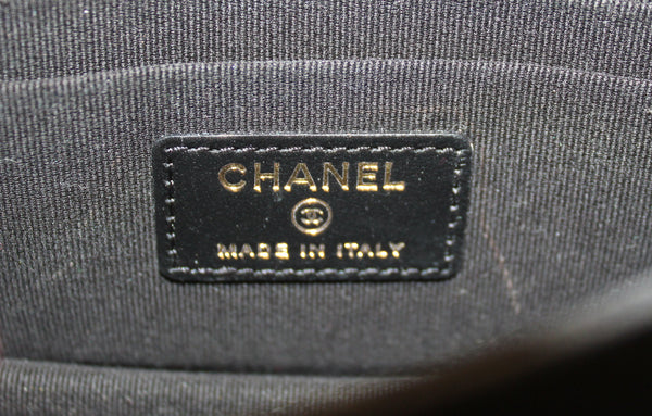 Chanel Black Quilted Calfskin Leather Wallet with Pearl Chain | Italystation.com - Shop Now at italystation.com