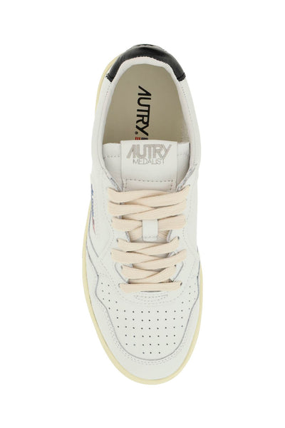 Autry leather medalist low sneakers AULWLL22 WHITE BLACK