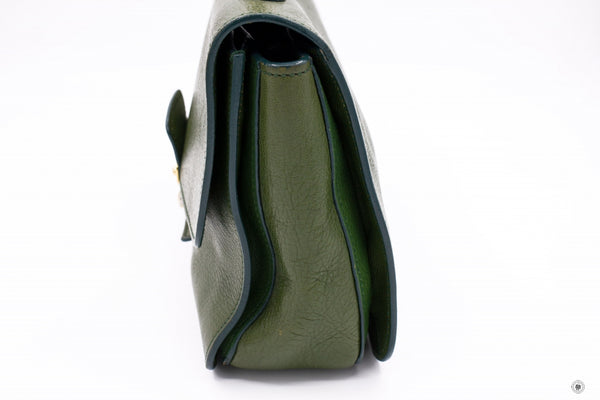 MIU MIU Miu Miu Green Calfskin Shoulder Bags Ghw | Italystation.com - Shop Now at italystation.com
