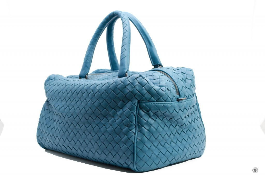 Bottega Veneta Light Blue Intrecciato Woven Nappa Leather Nodini Crossbody  Bag - Yoogi's Closet