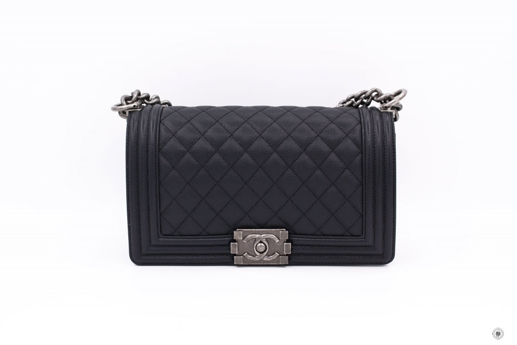 NEW Chanel A84452 Y06542 CC Filigree Vanity Clutch With Chain