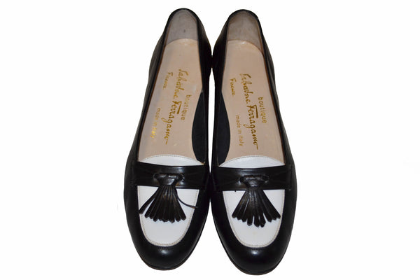 Salvatore Ferragamo Black/White Kiltie Tassel Loafer Size 6 B
