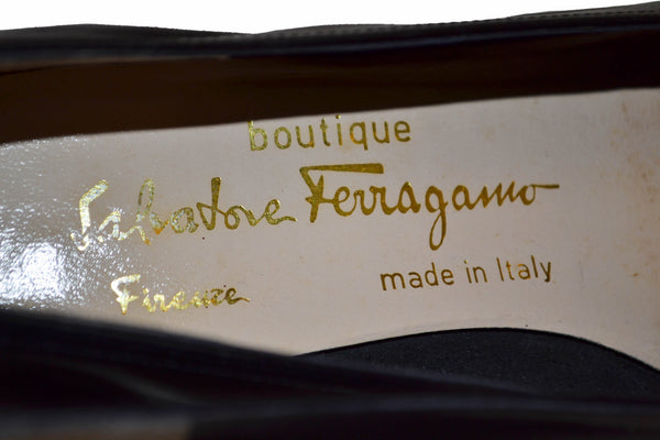 Salvatore Ferragamo Black/White Kiltie Tassel Loafer Size 6 B