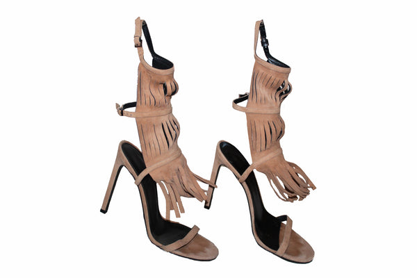 gucci beige becky suede fringe hi camelia heels size 38 | Shop Now at Italystation.com