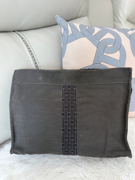 Hermes Grey Toile H Canvas Herline Clutch vintage