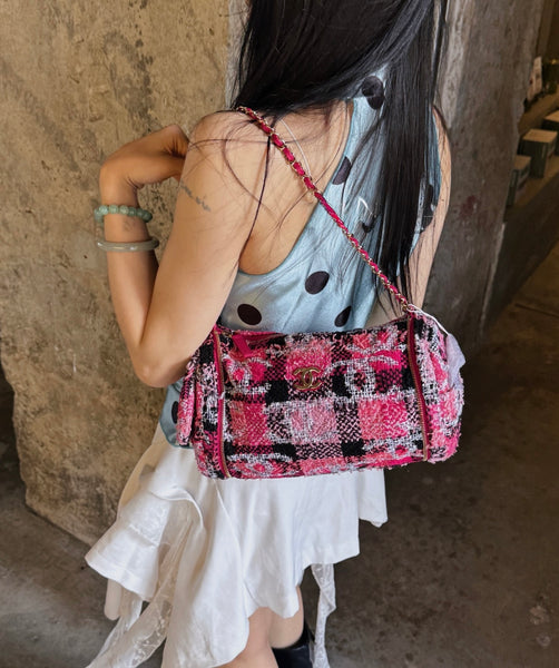 Chanel 22M coco beach papillon bag pink