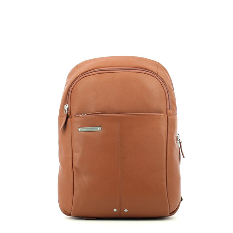 Piquadro - leather backpack medium - ca3214x2 - cuoio | Italystation.com - Shop Now at italystation.com