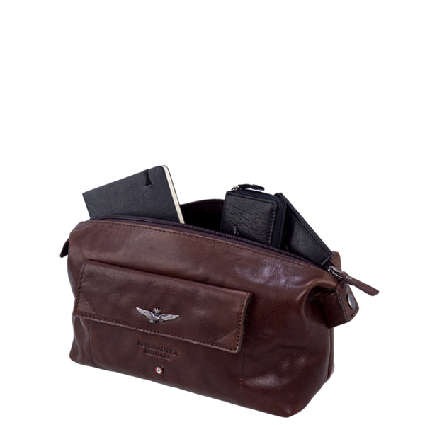 Aeronautica Militare - Beauty Case in pelle AM3 | Italystation.com Shop Now at italystation.com