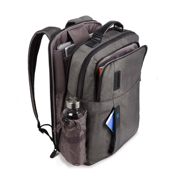 Piquadro - Zaino Porta PC Pulse P16 15.6" Chevron Grigio CA | Italystation.com Shop Now at italystation.com
