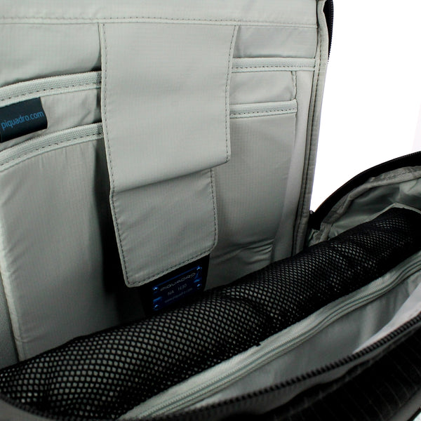 Piquadro - zaino porta pc con rfid pq-y 15.6 - ca5115pqy - ne | Italystation.com - Shop Now at italystation.com