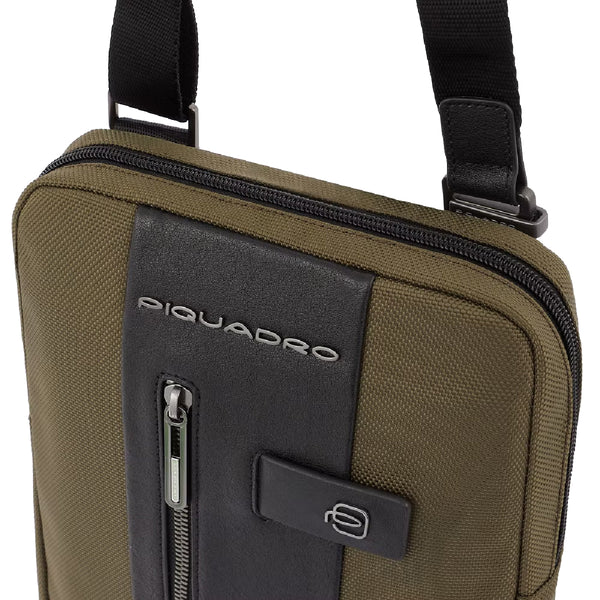 piquadro - borsello porta ipad®mini brief 2 in tessuto riciclato - ca3084br2 - verde/militare/nero | Shop Now at Italystation.com