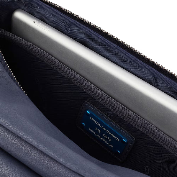 Piquadro - Monospalla Porta iPad® Ronnie CA5880W116 BLU | Italystation.com Shop Now at italystation.com