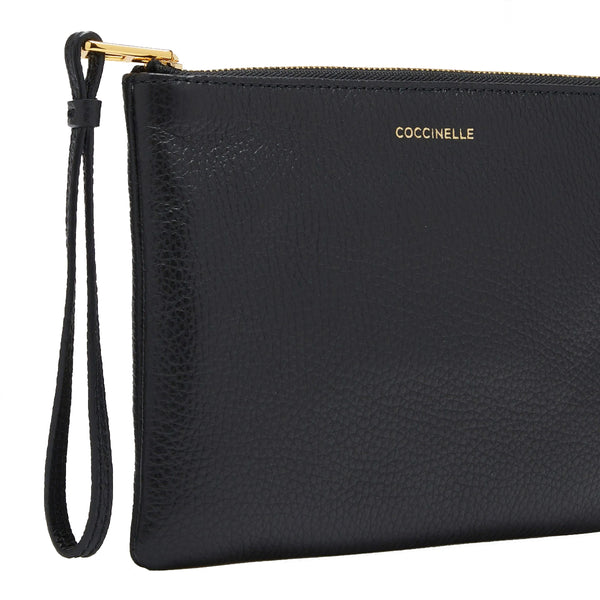 Coccinelle - Alias Noir Pochette PJ5190201 NOIR | Italystation.com Shop Now at italystation.com