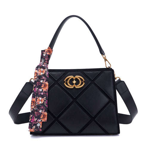 La Carrie La carrie - borsa a mano cnosso medium black - 132p-ta-130-l | Italystation.com - Shop Now at italystation.com