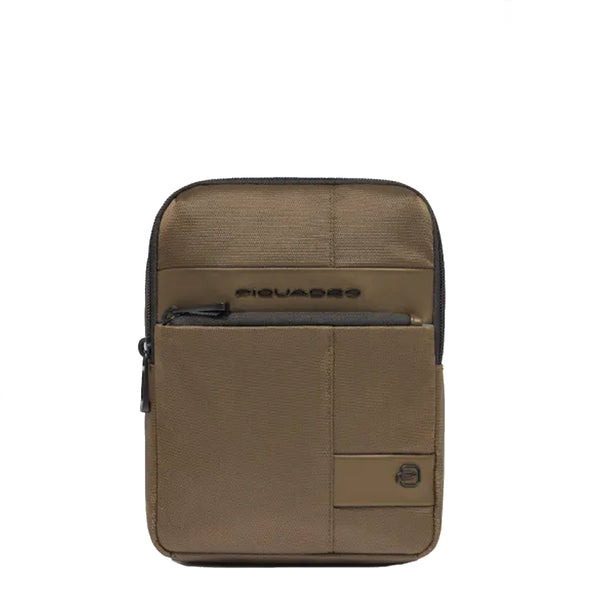 Piquadro - Borsello Piccolo Wollem Verde CA6303W129 VERDE | Italystation.com Shop Now at italystation.com
