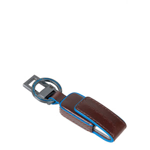 Piquadro - Portachiavi con Chiavetta USB Mogano AC6567B2 | Italystation.com Shop Now at italystation.com