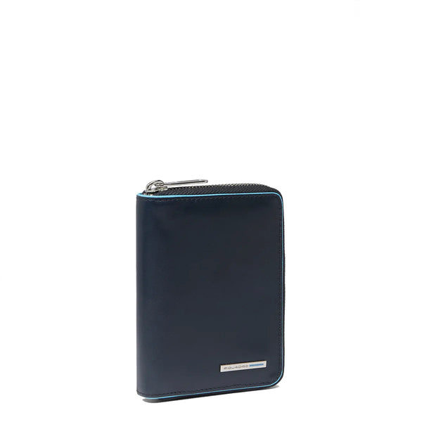Piquadro - Portafoglio Piccolo Blue Square Zip Around Blu2 | Italystation.com Shop Now at italystation.com