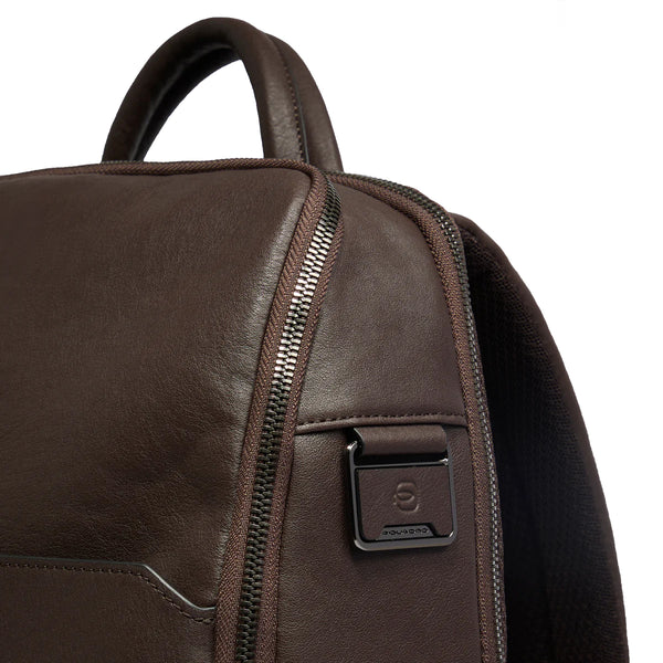 Piquadro - Zaino Porta PC Black Square 15.6" Testa Di Moro | Italystation.com Shop Now at italystation.com