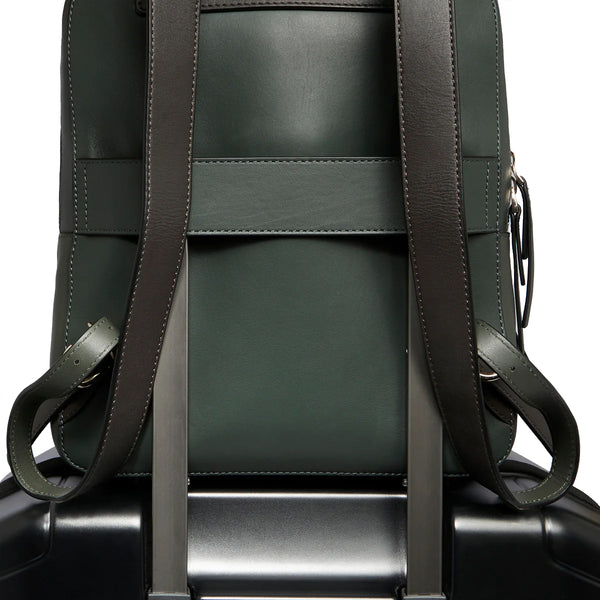 Piquadro - Zaino Circle Porta PC 12.9" Verde Verde2 CA5566W | Italystation.com Shop Now at italystation.com