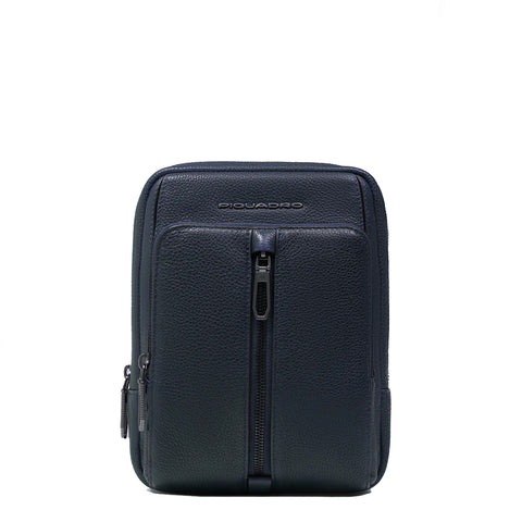 Piquadro - Borsello Hedley Piccolo Blu - CA3084W130 - BLU | Italystation.com - Shop Now at italystation.com