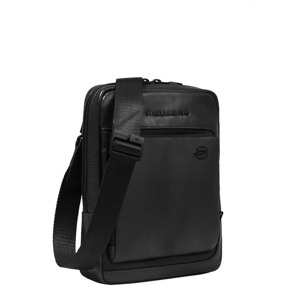 Piquadro - Borsello Liko Piccolo Nero CA3084W131 NERO | Italystation.com Shop Now at italystation.com