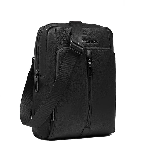 Piquadro - Borsello Hedley Grande Nero - CA1816W130 - NERO | Italystation.com - Shop Now at italystation.com