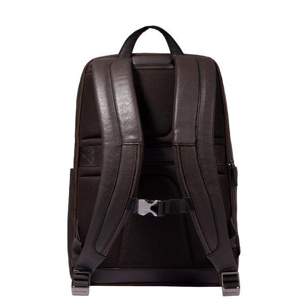 Piquadro - Zaino Porta PC Black Square 14" Testa Di Moro CA | Italystation.com Shop Now at italystation.com