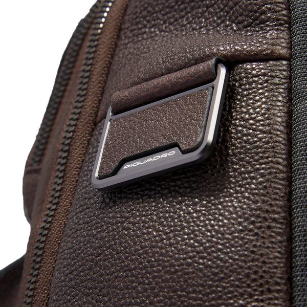 Piquadro - Zaino Hedley Porta PC 13.3" Testa Di Moro CA6449 | Italystation.com Shop Now at italystation.com
