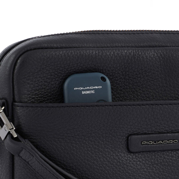 Piquadro - Pochette Modus Nero AC5592MOS NERO | Italystation.com Shop Now at italystation.com