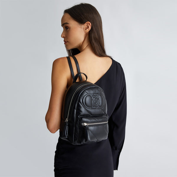 Liu Jo - Zainetto Glossy Matelass�� Black AF4135E0022 BLACK | Italystation.com Shop Now at italystation.com