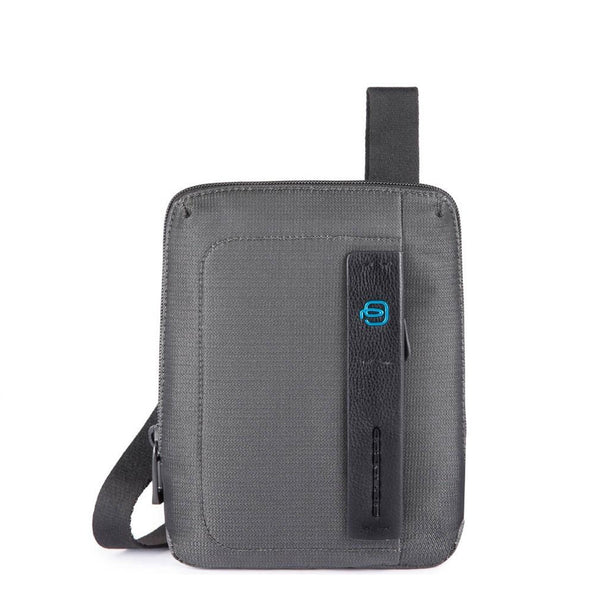 Piquadro - Borsello Porta iPad® P16 CA3084P16 CHEVRON/GRI | Italystation.com Shop Now at italystation.com
