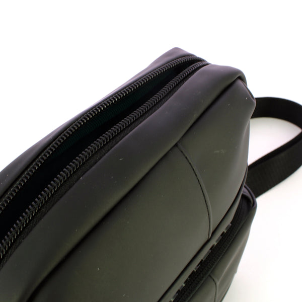 Piquadro - Borsello gommato Piccolo Nero - CA3084W129W - NERO | Italystation.com - Shop Now at italystation.com