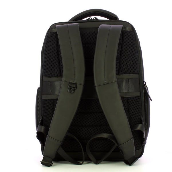 Piquadro - Zaino Gommato Porta PC 15.6" Nero CA6239W129W | Italystation.com Shop Now at italystation.com
