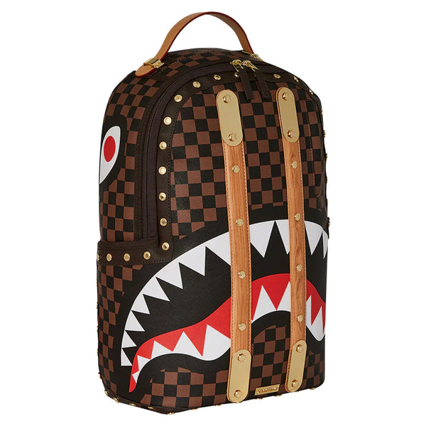 Sprayground - Zaino Shark Classic Limited Edition 910B62 | Italystation.com Shop Now at italystation.com