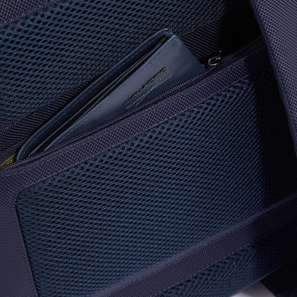 Piquadro - Borsone da viaggio a Zaino Brief Blu BV6154BR2 | Italystation.com Shop Now at italystation.com