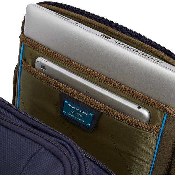 Piquadro - Borsone da viaggio a Zaino Brief Blu BV6154BR2 | Italystation.com Shop Now at italystation.com