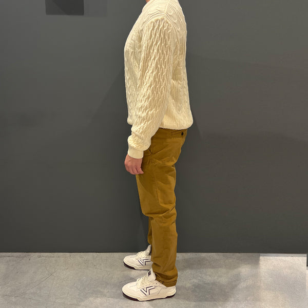 Clark - Pantaloni Mark Chino Regular Hazel MARK-T091 HAZEL | Italystation.com Shop Now at italystation.com