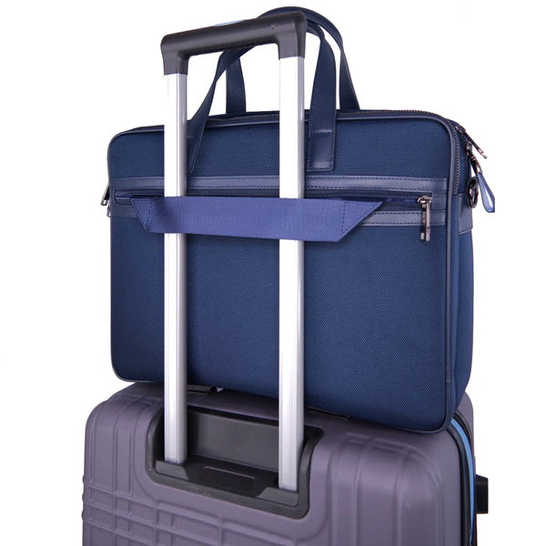 Aeronautica Militare - Cartella Porta PC Task Ner | Italystation.com Shop Now at italystation.com