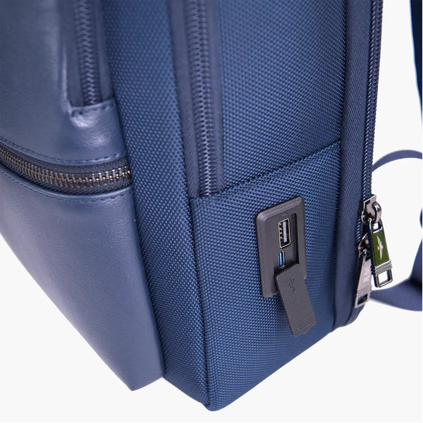 Aeronautica Militare - Zaino Porta PC Task Blue | Italystation.com Shop Now at italystation.com