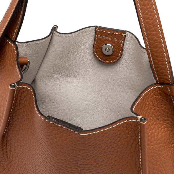 Gianni Chiarini - Dory Caramello Sabbia Shoulder Bag | Italystation.com Shop Now at italystation.com