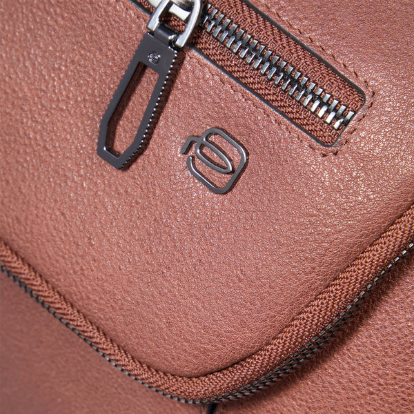 Piquadro - Cronus Marrone 15.6" Laptop Backpack - CA6689S134 - MARRONE